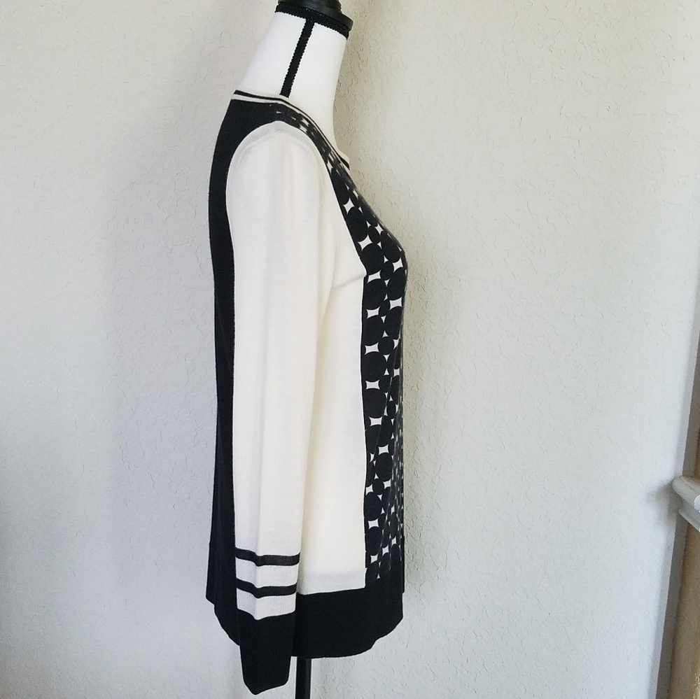 Neiman Marcus Sweater - Picture 3 of 6